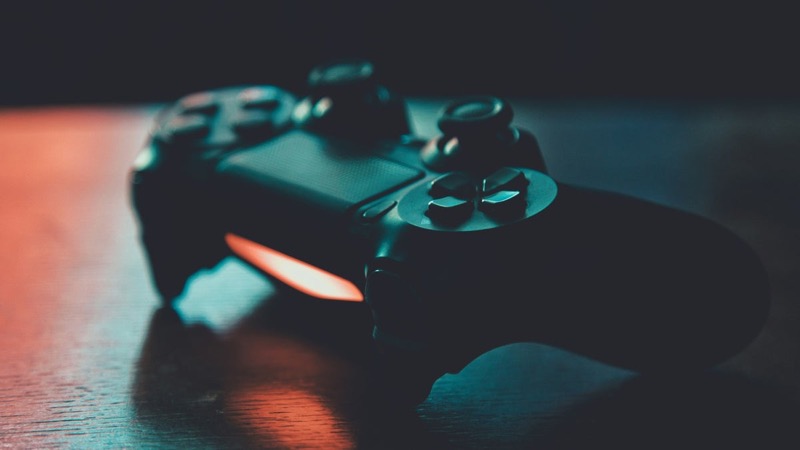 Tim Sweeney, CEO of Epic Games, warning about an industry crash
